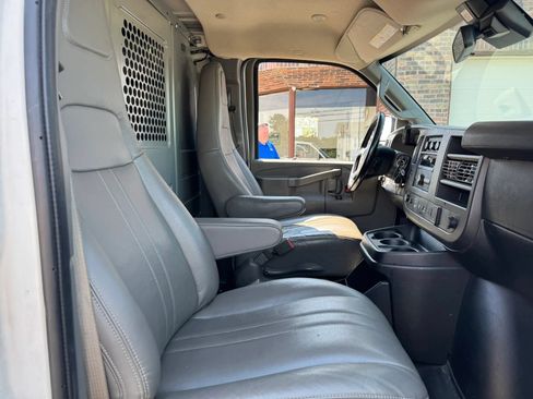 Used 2020 Chevrolet Express 2500 w/ Safety Package RWD image 33