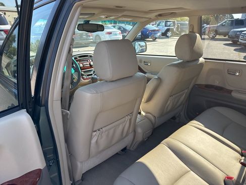 Used 2005 Toyota Highlander Limited image 14