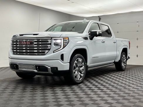 New 2026 GMC Sierra 1500 Denali w/ Denali Reserve Package image 14