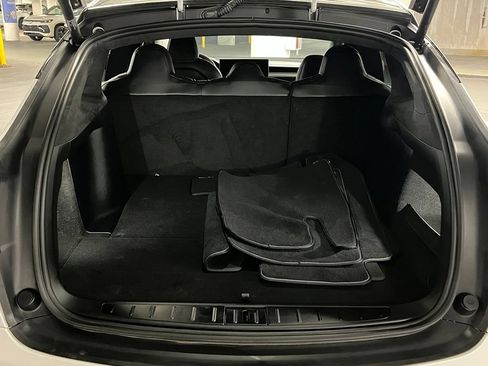 Used 2023 Tesla Model X AWD/4WD image 39