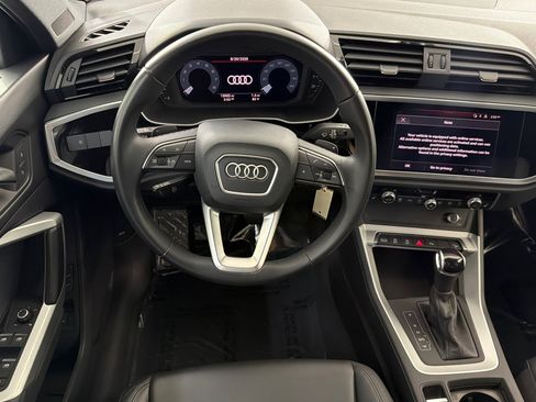 Used 2022 Audi Q3 2.0T Premium AWD/4WD image 29