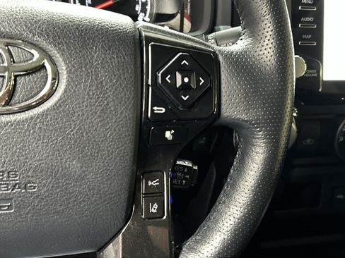 Used 2023 Toyota 4Runner TRD Off-Road Premium w/ Moonroof Package AWD/4WD image 20
