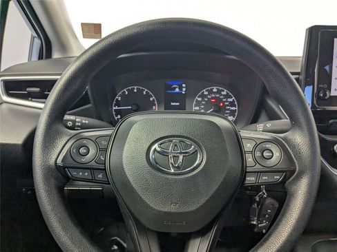 Used 2023 Toyota Corolla LE image 13