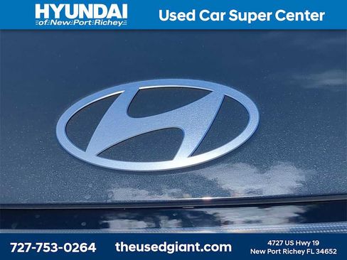 New 2026 Hyundai Kona SEL Premium image 12