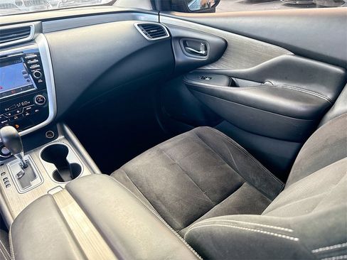 Used 2017 Nissan Murano S w/ Navigation Package image 26