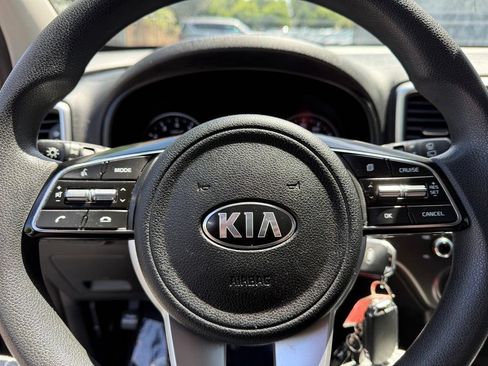 Used 2021 Kia Sportage LX AWD/4WD image 28