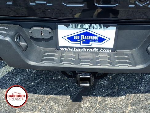 Used 2023 Toyota Tacoma SR AWD/4WD image 9