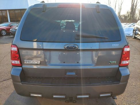 Used 2010 Ford Escape XLT image 5