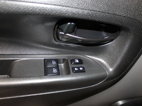 Used 2021 Nissan NV200 S FWD image 9
