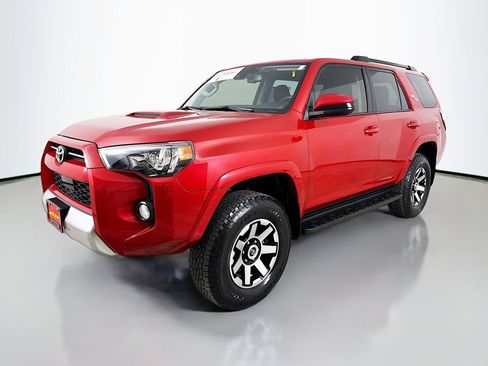 Certified 2020 Toyota 4Runner TRD Off-Road image 3