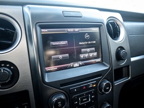 Used 2014 Ford F150 Raptor w/ Equipment Group 801A Luxury image 23