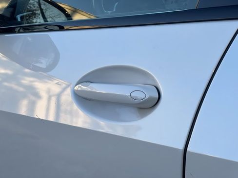 Certified 2023 BMW X5 M50i w/ Executive Package image 27