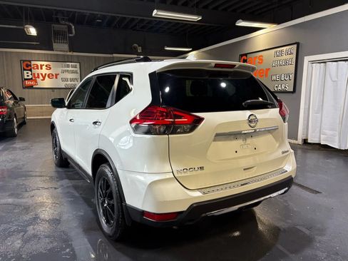 Used 2017 Nissan Rogue SV w/ Midnight Edition Package AWD/4WD image 4