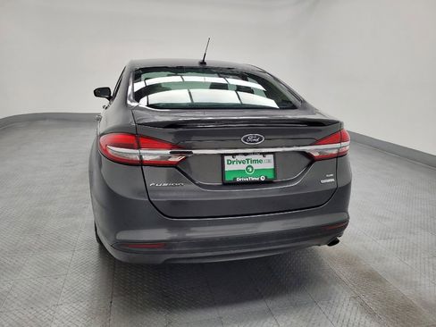 Used 2018 Ford Fusion SE w/ Equipment Group 201A image 6
