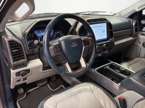 Used 2022 Ford F350 Limited image 14