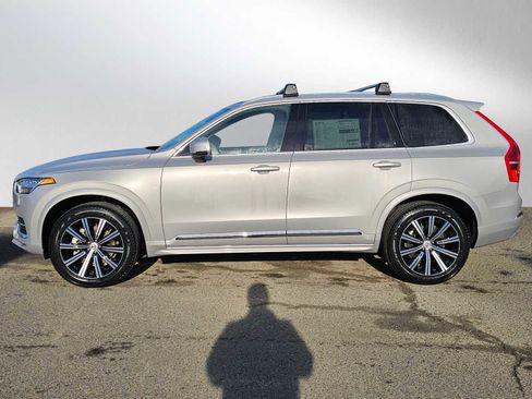 Used 2025 Volvo XC90 B6 Core w/ Protection Package Premier image 10