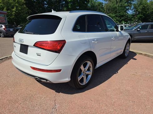 Used 2017 Audi Q5 2.0T Premium Plus w/ Technology Package AWD/4WD image 5