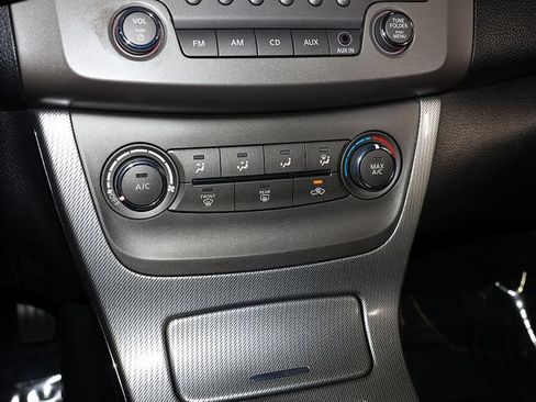 Used 2014 Nissan Sentra SR FWD image 18