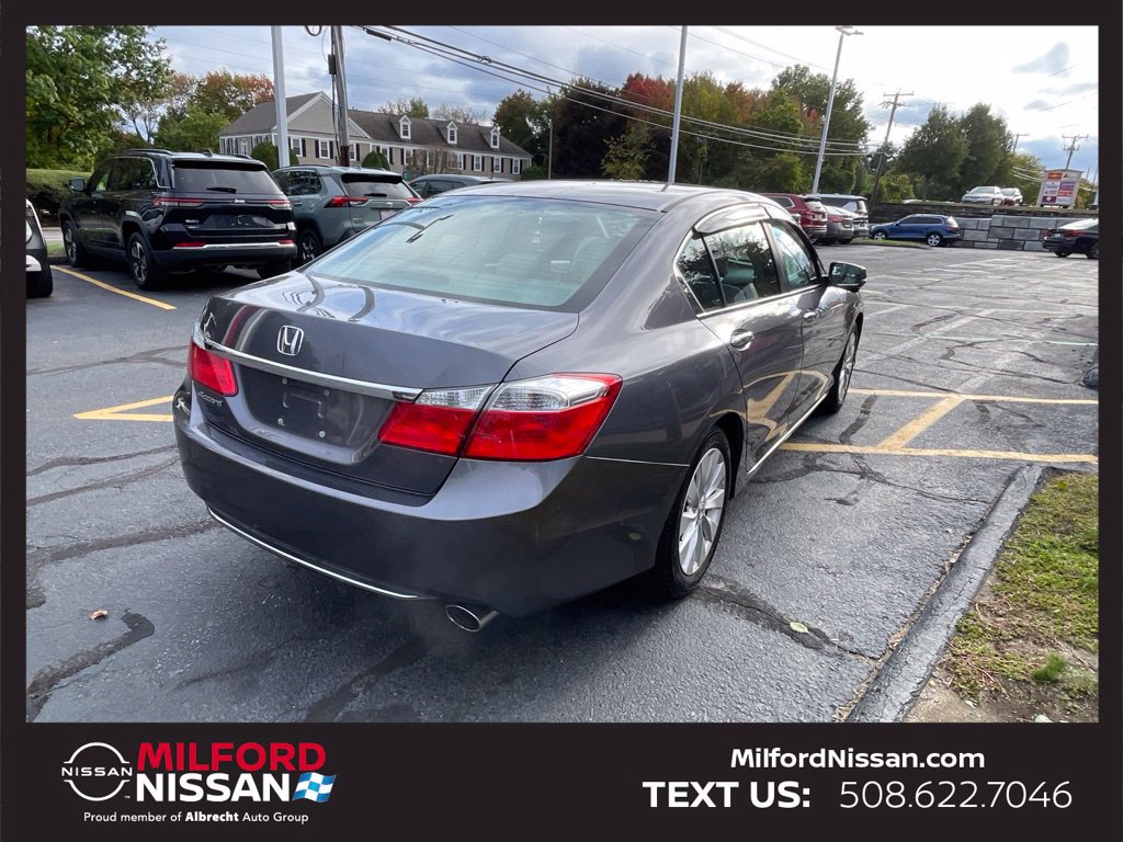 Used 2015 Honda Accord EX image 5