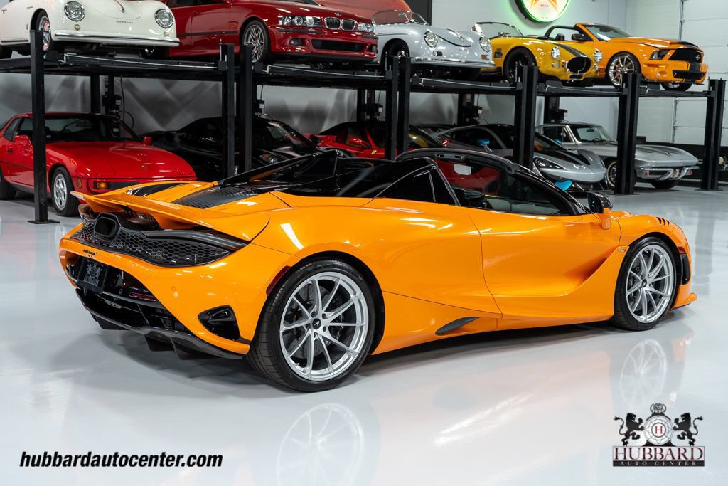 Used 2024 McLaren 750S Spider RWD image 8