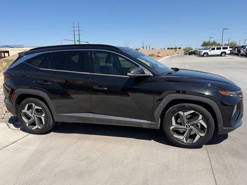 Used 2022 Hyundai Tucson Limited FWD image 3