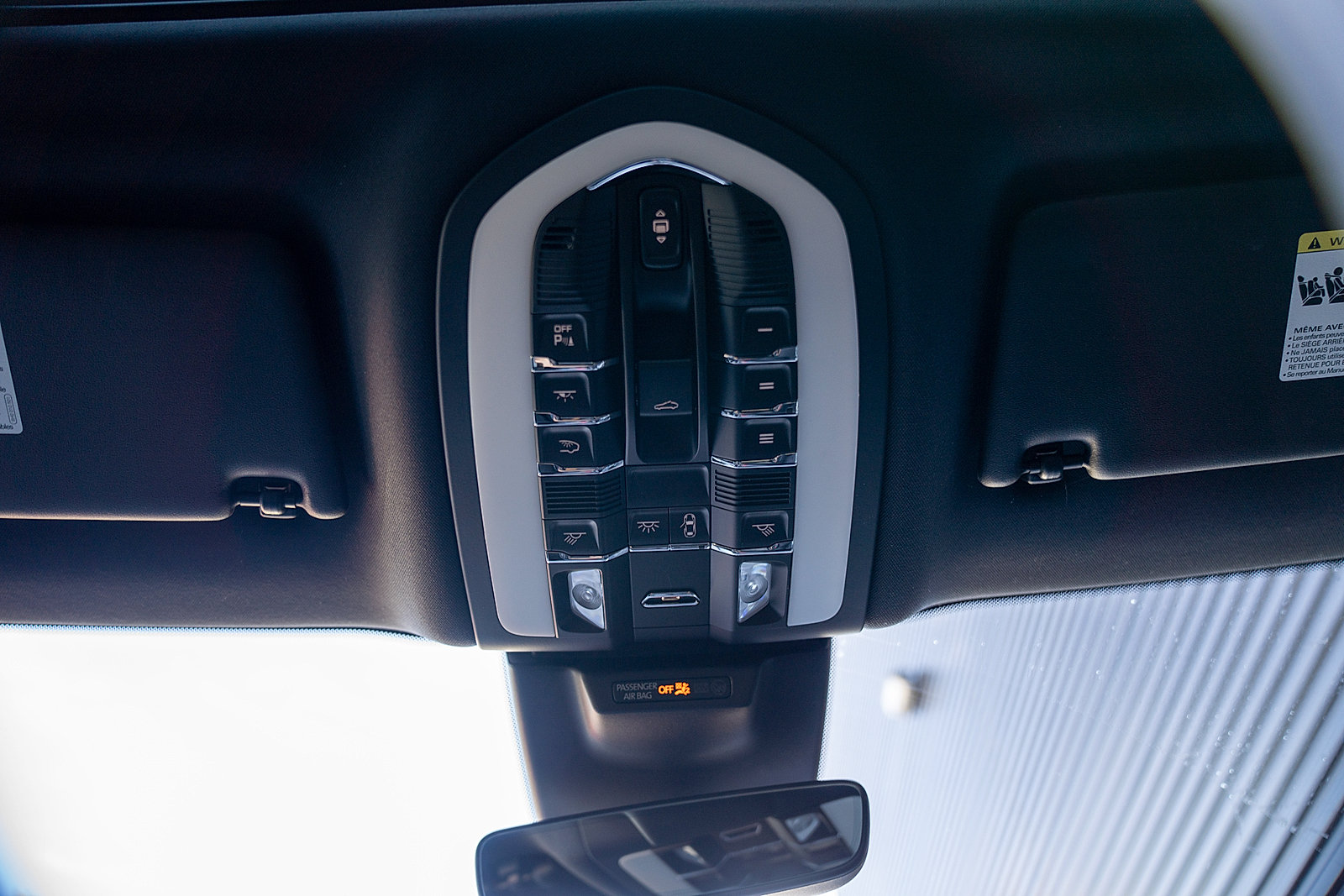 Certified 2026 Porsche Macan AWD/4WD image 10