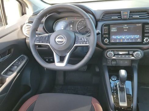 New 2025 Nissan Versa SR FWD image 8