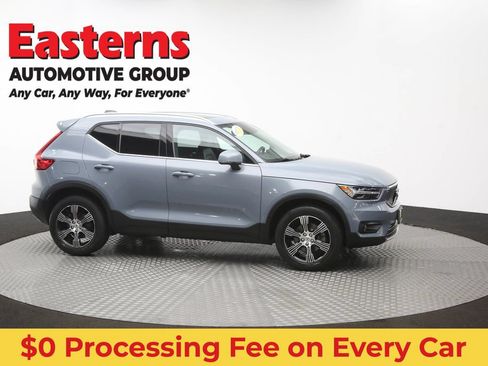 Used 2021 Volvo XC40 T4 Inscription FWD image 48