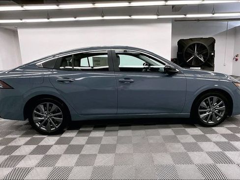 New 2026 Nissan Sentra SL w/ Floor Mat Package FWD image 18