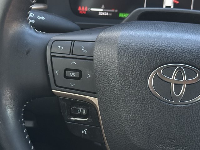 Used 2025 Toyota Crown w/ Advanced Technology Package AWD/4WD image 14