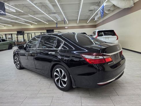 Used 2017 Honda Accord EX-L image 7