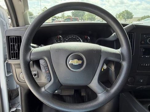 Used 2025 Chevrolet Express 2500 w/ Driver Convenience Package RWD image 11