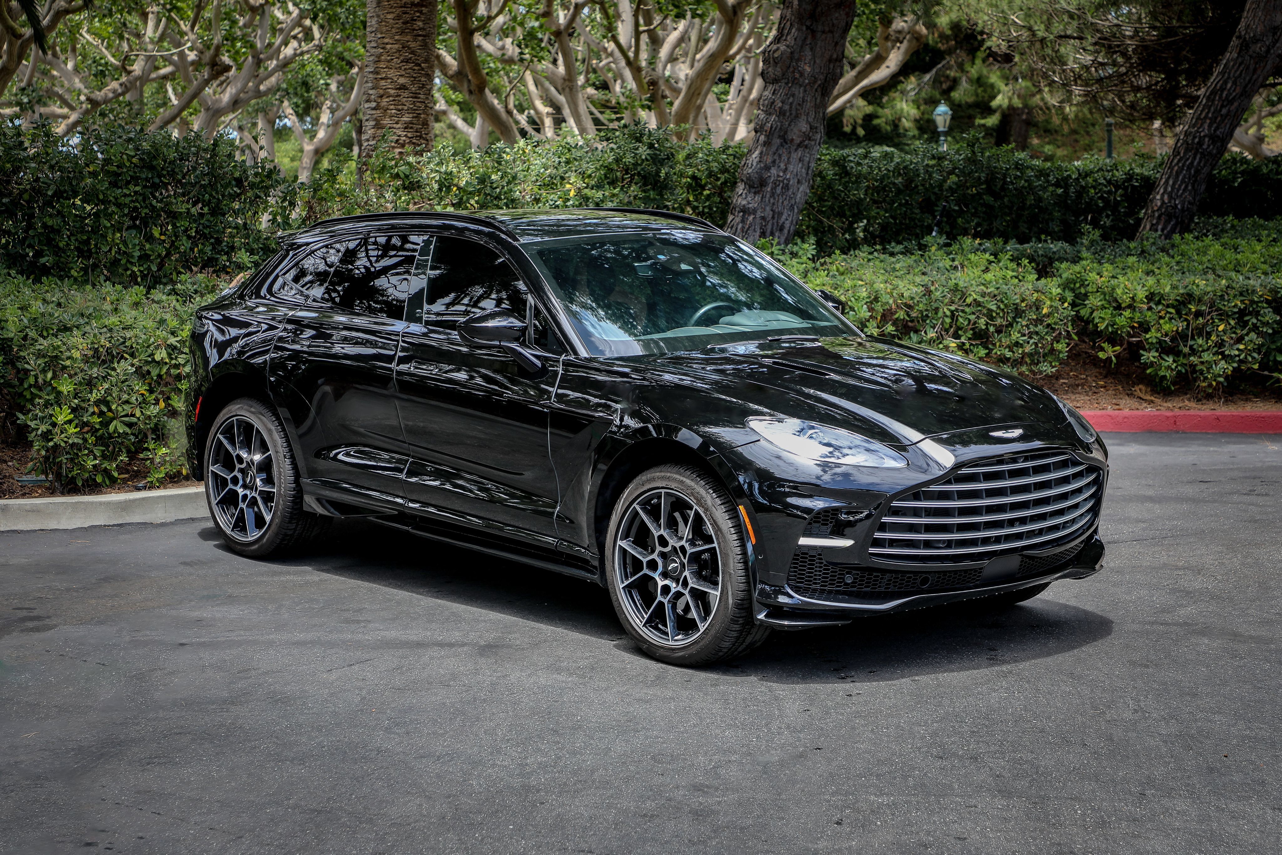 Used 2023 Aston Martin DBX 707 AWD/4WD image 1