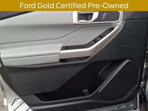 Certified 2022 Ford Explorer XLT w/ Equipment Group 202A AWD/4WD image 16