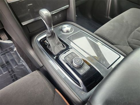 Used 2023 Nissan Armada S image 27