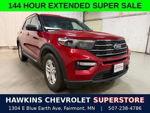 Used 2020 Ford Explorer XLT image 1