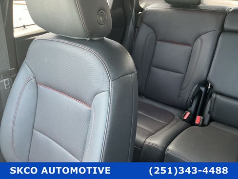 Used 2025 Chevrolet Blazer RS FWD image 27