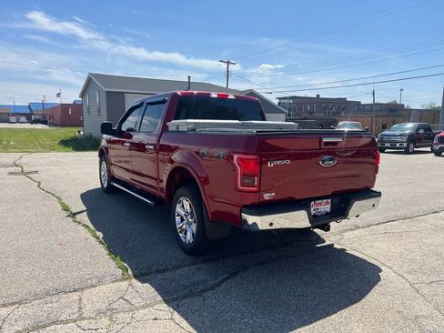 Used 2017 Ford F150 Lariat w/ Equipment Group 502A Luxury AWD/4WD image 8