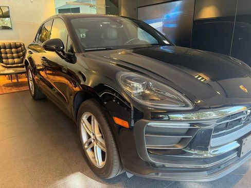 Certified 2023 Porsche Macan Turbo AWD/4WD image 3