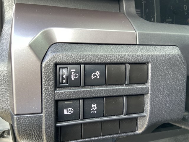 Used 2025 Toyota Tacoma SR5 AWD/4WD image 49