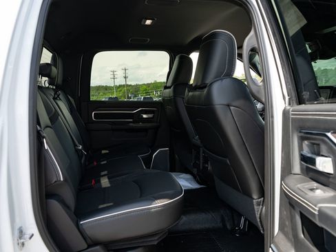 New 2026 RAM 4500 4x4 Crew Cab DRW w/ Laramie Trim Package image 42