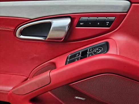 Used 2013 Porsche Boxster image 6