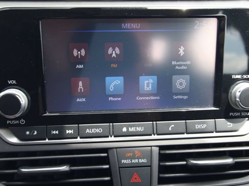 Used 2024 Nissan Altima 2.5 S FWD image 28