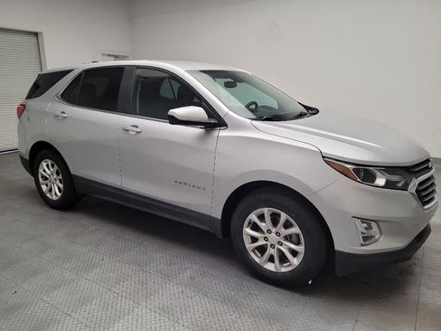 Used 2018 Chevrolet Equinox LT FWD image 11