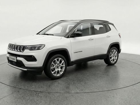 Used 2025 Jeep Compass Limited AWD/4WD image 3