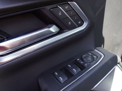 New 2025 GMC Sierra 2500 Denali w/ Denali Reserve Package image 18