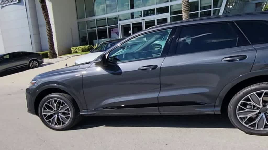 New 2026 Audi Q5 Premium AWD/4WD image 5