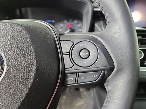 Used 2024 Toyota Corolla SE image 23