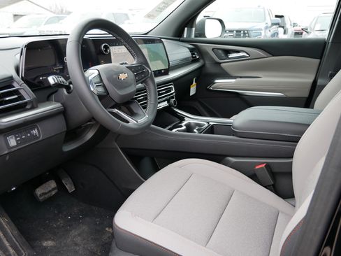 New 2026 Chevrolet Traverse LT w/ Driver Confidence Package image 10