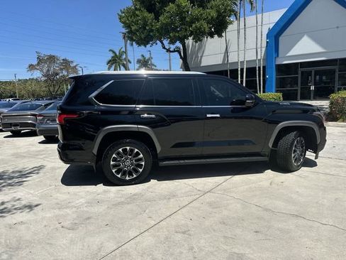 Used 2024 Toyota Sequoia Limited AWD/4WD image 40